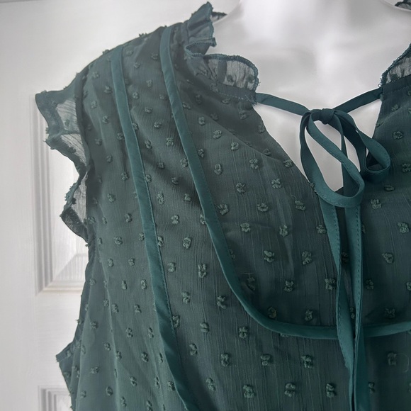 Swiss Dot Ruffle Top - Picture 4 of 5